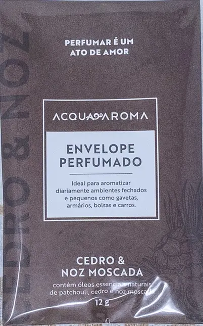 Envelope de Mineral Perfumado Acqua Aroma para Dia a Dia Cedro e Noz Moscada